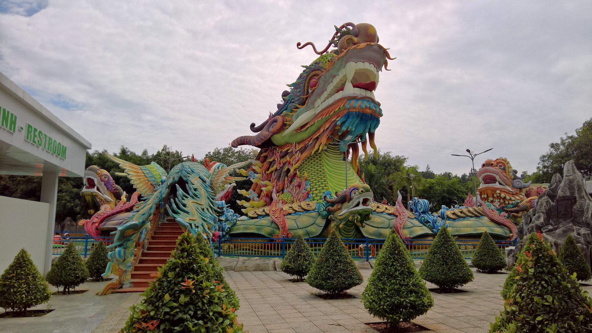 52688565622_43cfe677d5_k.jpg